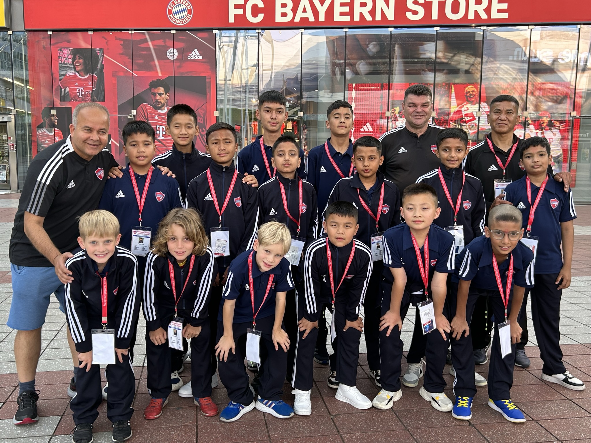 kathmandu kickers at bayern store
