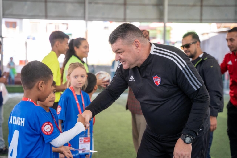 kathmandu kickers coach leigh manson